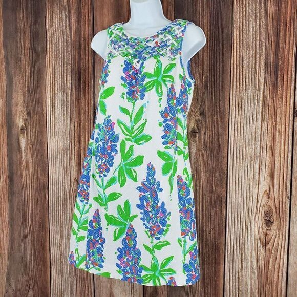 𝅺Lilly Pulitzer Ricci Shift Dress Womens 6 Fresh Cut Blue Bonnets Lattice Front - Picture 2 of 12
